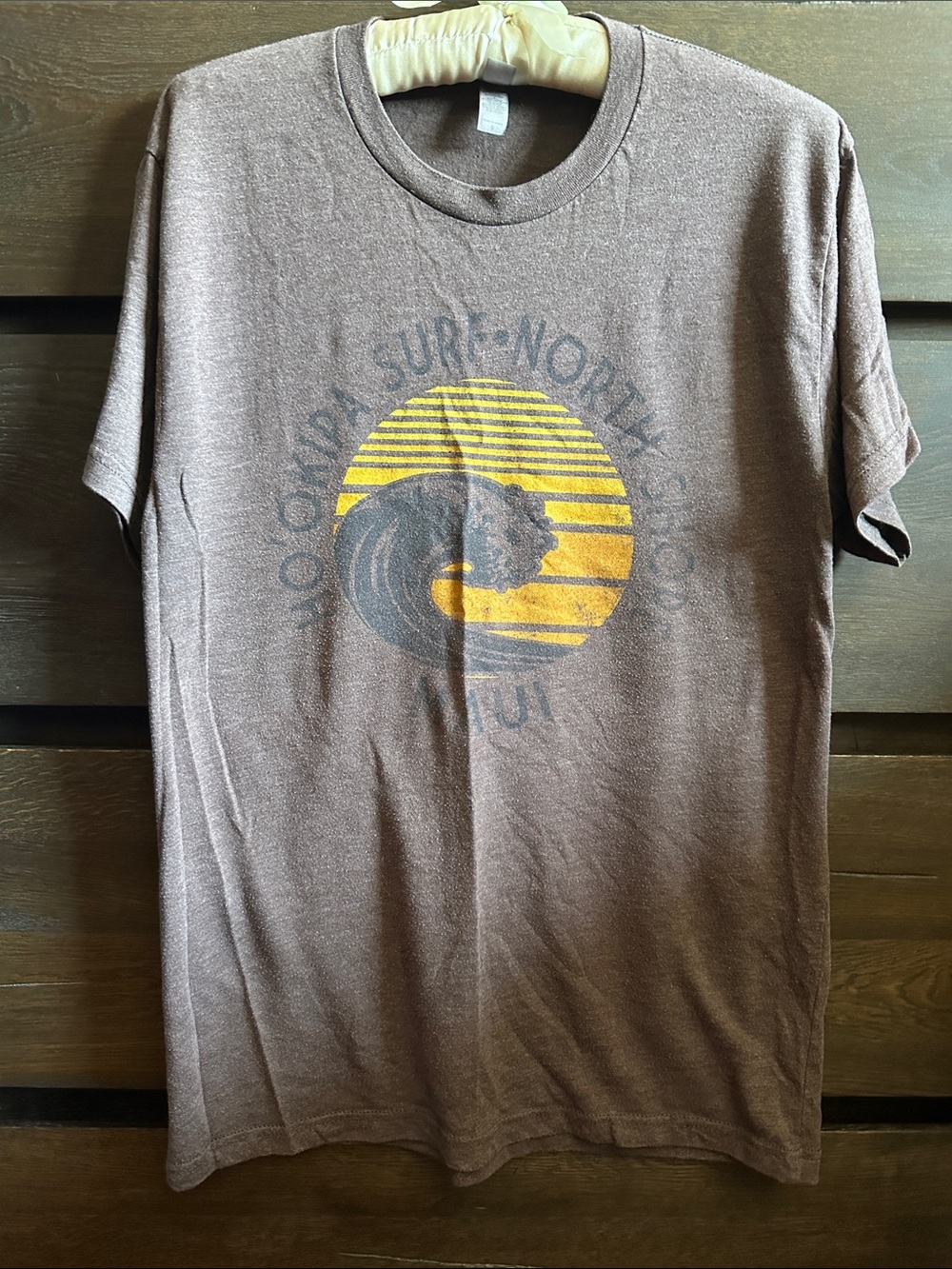 Unisex Brown Aloha Crewneck Tee. Ho’okipa Surf Wave Logo LIVE ALOHA 🤙🏽☮️💜